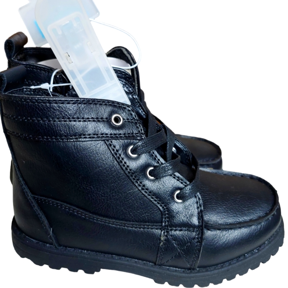 NWT The Childrens Place Size 11 Youth Black Boots
